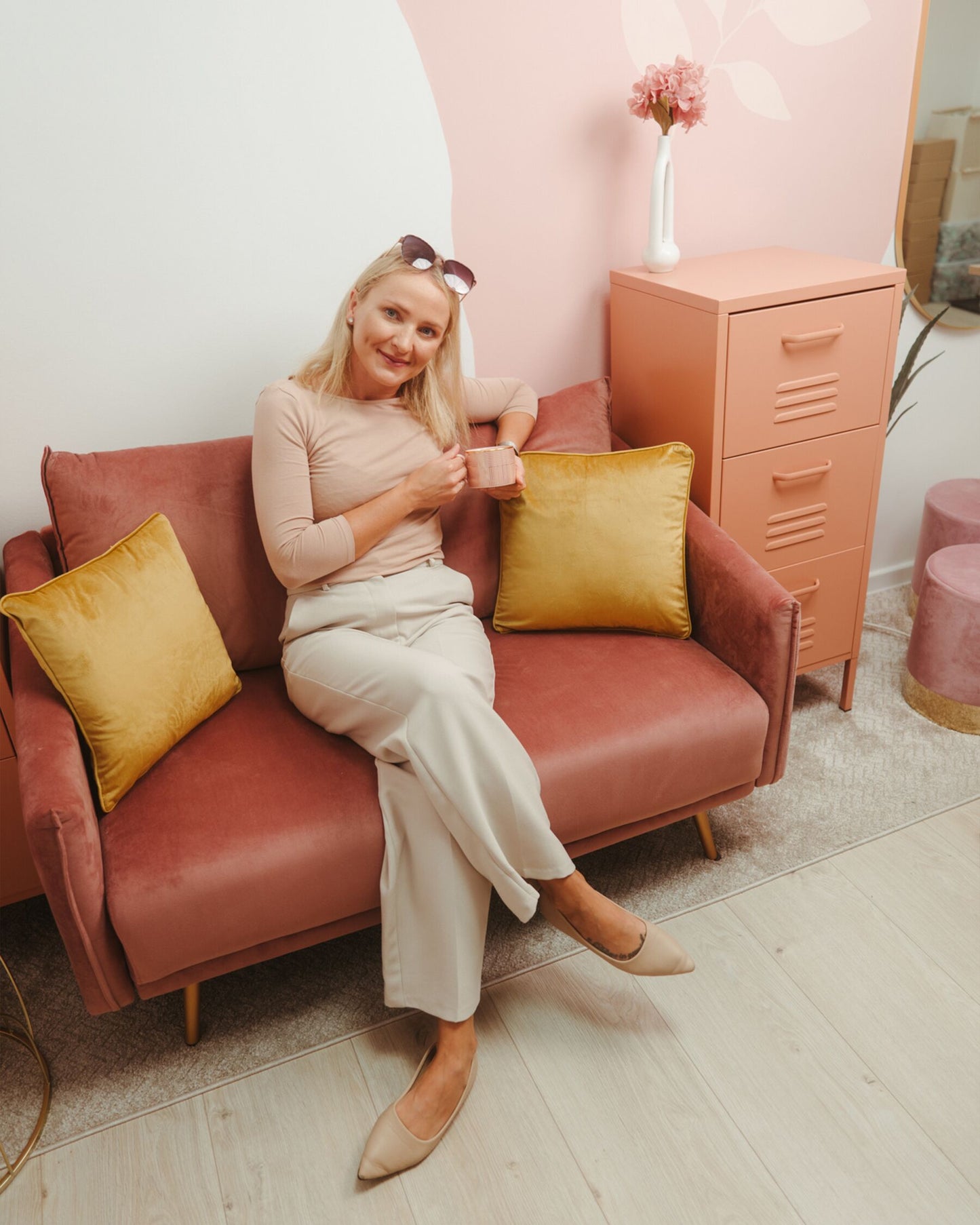 Sofa MAURA Velvet Pink 3 Seater
